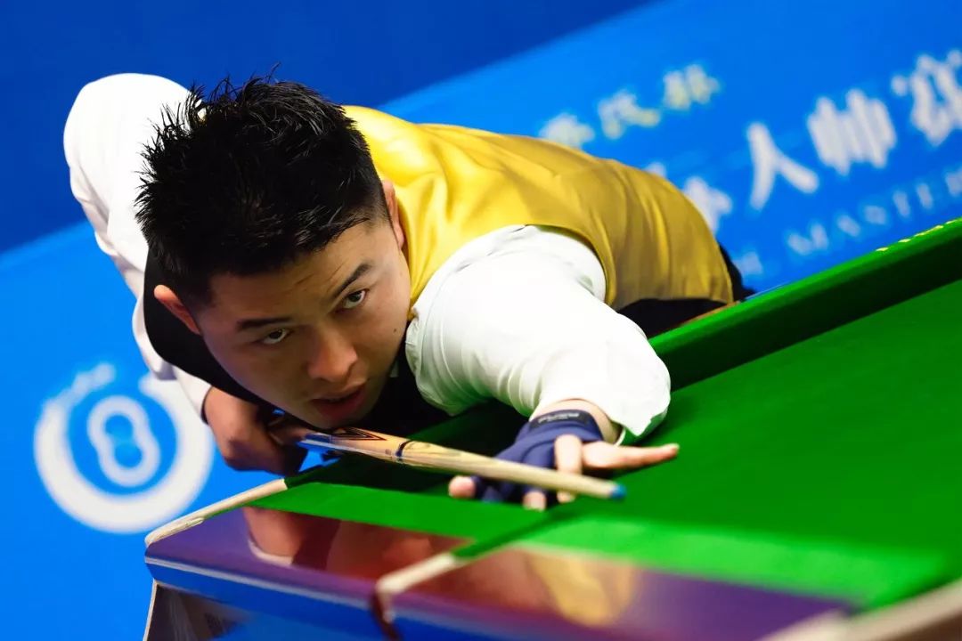 球与门将控 球与门将控