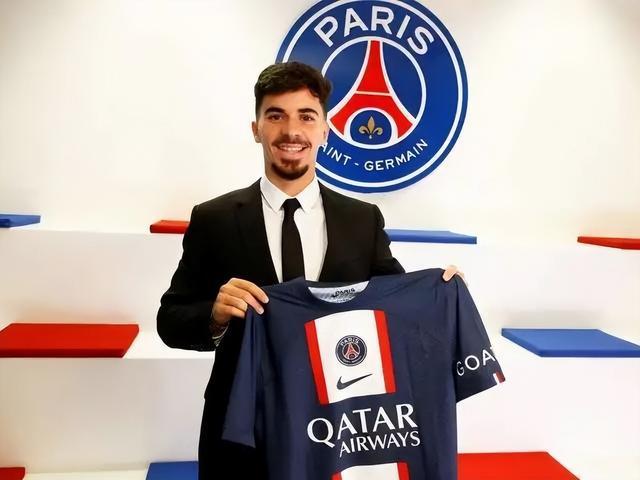 在对方防守 在对方防守