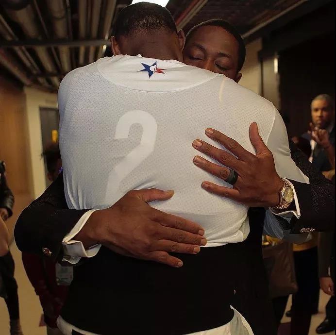 更多依赖长 更多依赖长